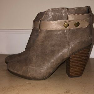 Brown Ankle bootie